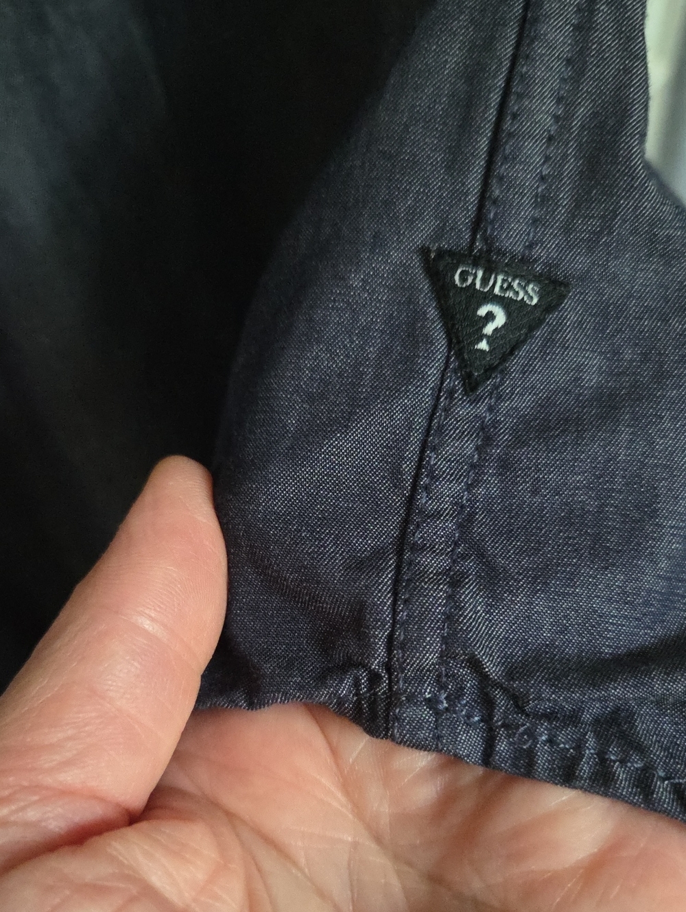 GUESS Men Slim Fit Colorblock Short Sleeve Button-Up Shirt Blue Charcoal Size L - Picture 11 of 11